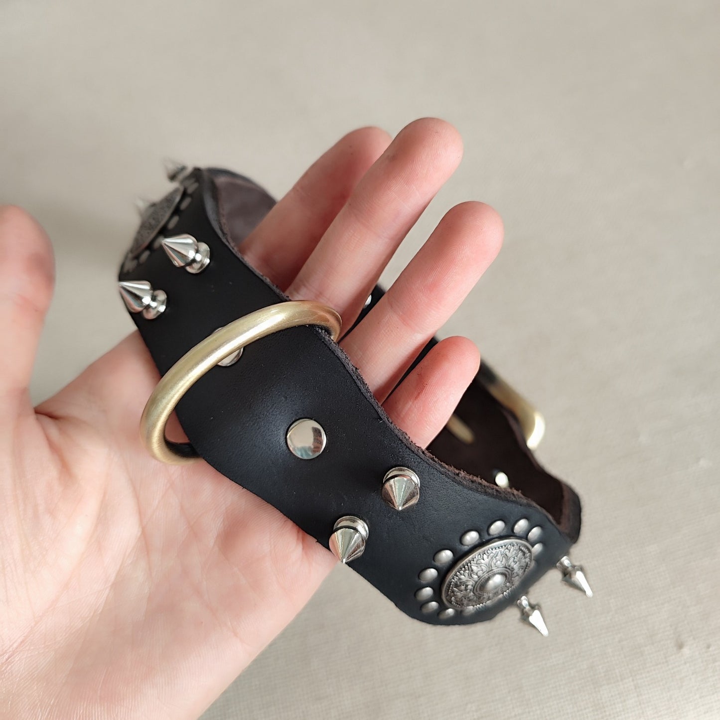 Leather Spiked Studded Dog Collar for Large & Extra Large Dogs – Pit Bull, Mastiff, Bully, Boxer