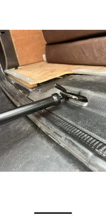Load image into Gallery viewer, Pet Car Ventilation Boot Cool Dog Tailgate Vent Lock Extender
